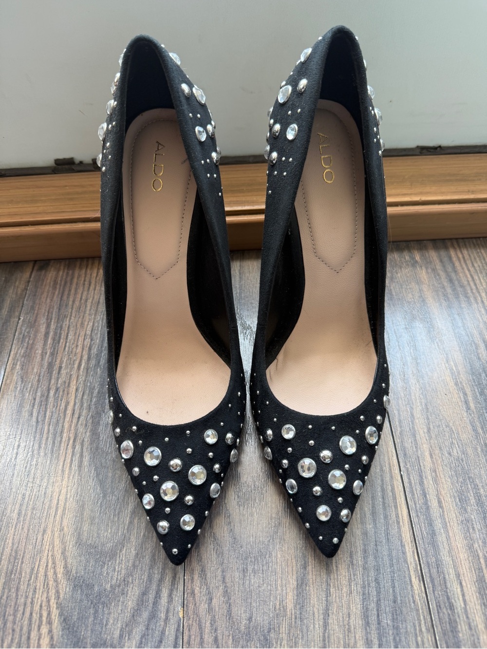 NWOT ALDO Black Pointed-Toe Crystal-Studded Pumps
